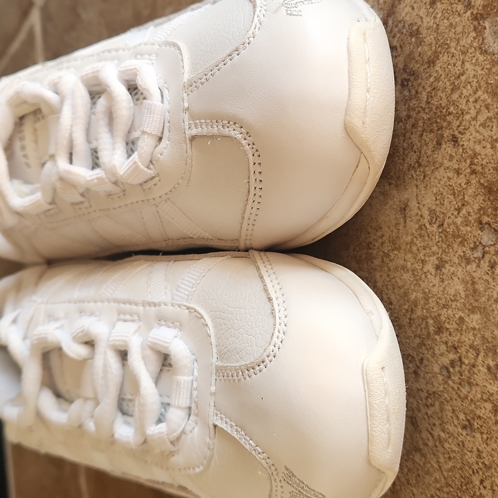 Varsity Girls Cheer Athletic Sneakers White Size Girls 2 - Picture 3 of 12